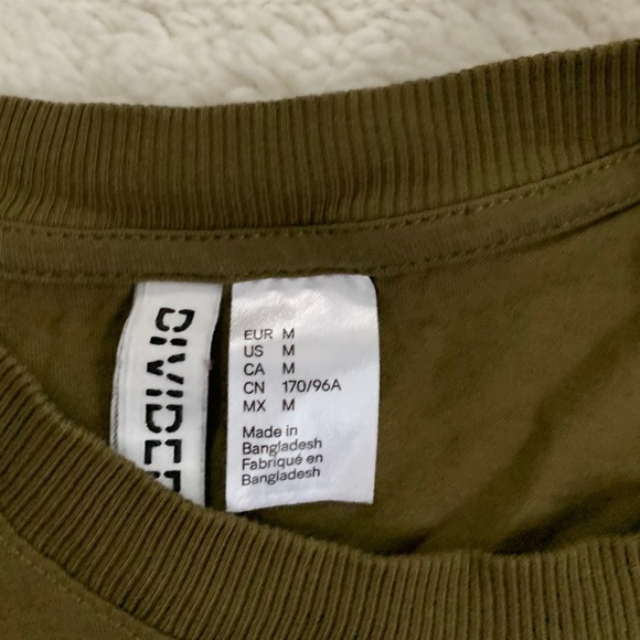 H&M Cropped Tee - Picture 3 of 3